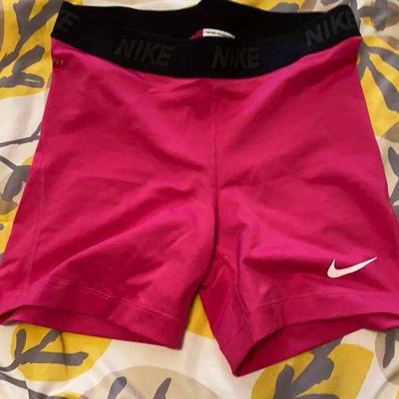 Nike dri fit shorts - Picture 1 of 5